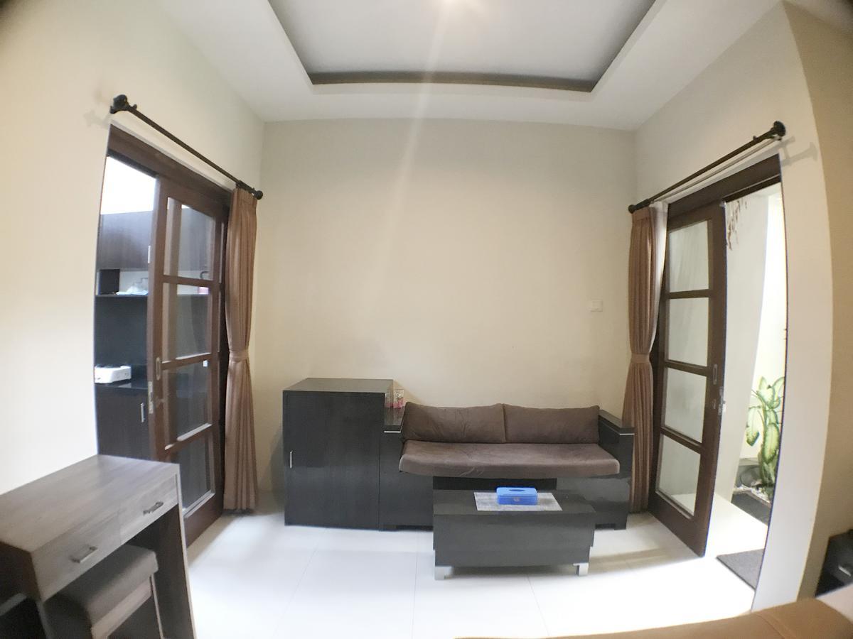 Kubu Munggu Denpasar (Bali)